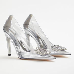 GOOD AMERICAN CINDER-F*CKING-RELLA PUMP‎